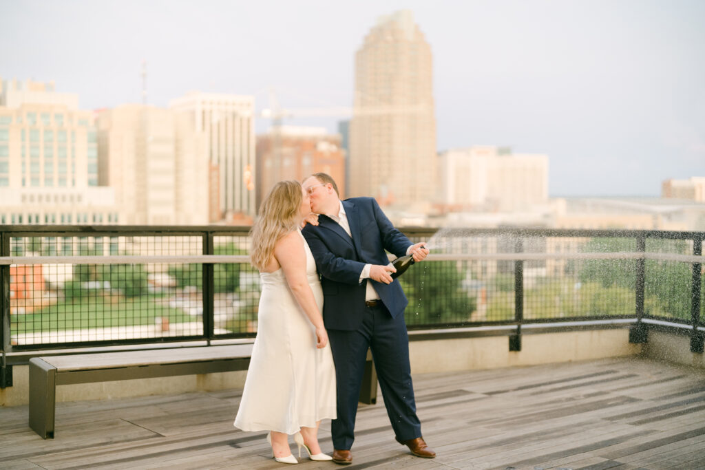 Engagement session - skyline - formal couple photos 