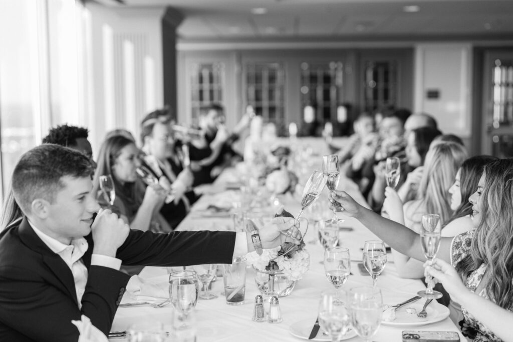 Discover the importance of photos during your rehearsal dinner or welcome party, memories like this, where your friends and family are cheersing are some of the best ones. 