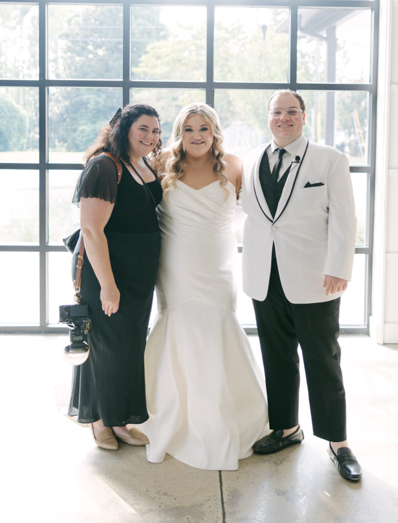 Wedding photographer in Tennessee, here to fluff your dress, fix your veil and be the person who captures your wedding day story. 